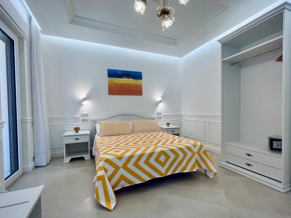 Palazzo Mauro Sorrento Luxury Rooms Buitenkant foto