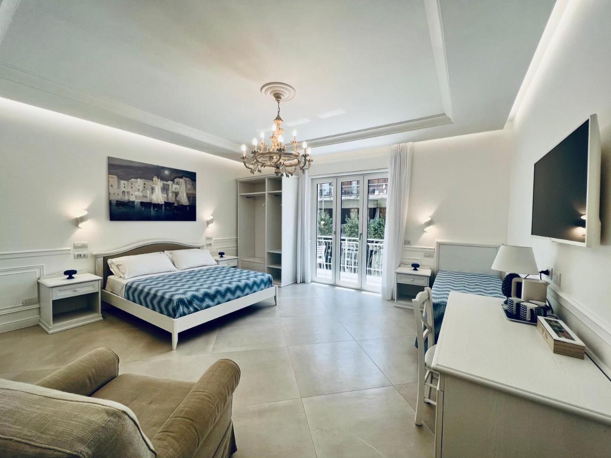 Palazzo Mauro Sorrento Luxury Rooms Buitenkant foto