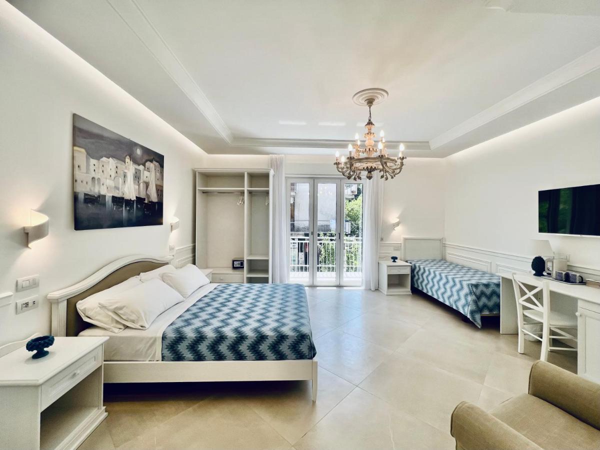 Palazzo Mauro Sorrento Luxury Rooms Buitenkant foto